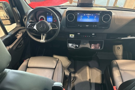 heti ajoon Mercedes-Benz Sprinter