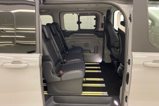 heti ajoon Ford Tourneo Custom