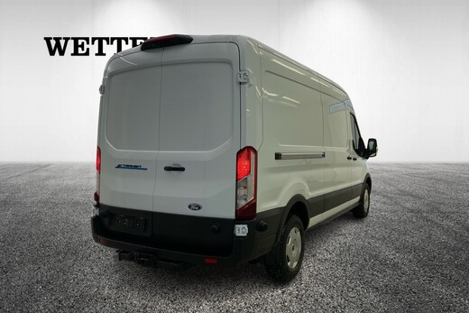 heti ajoon Ford Transit