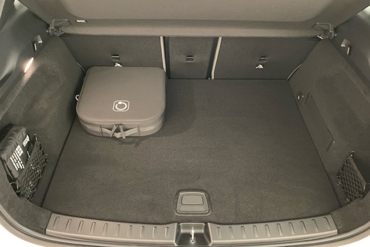 heti ajoon Mercedes-Benz EQA
