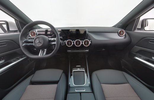 heti ajoon Mercedes-Benz EQA