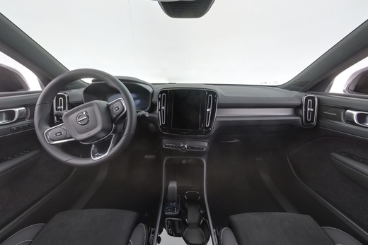 heti ajoon Volvo EX40