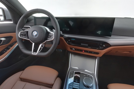 heti ajoon BMW 330