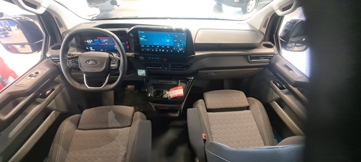 heti ajoon Ford Transit Custom