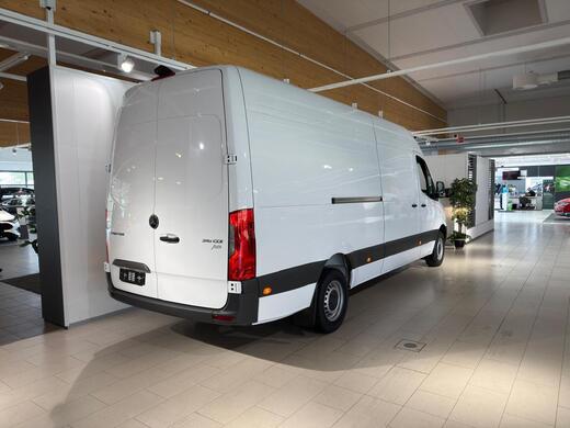 heti ajoon Mercedes-Benz Sprinter