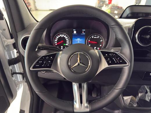 heti ajoon Mercedes-Benz Sprinter