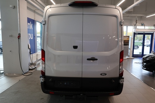 heti ajoon Ford Transit