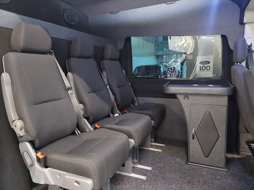 heti ajoon Ford Transit