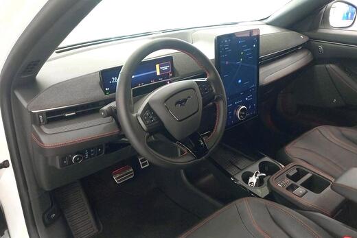heti ajoon Ford USA Mustang
