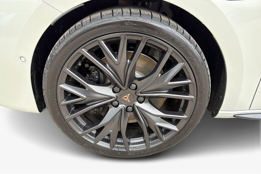 heti ajoon Cupra Leon Sportstourer