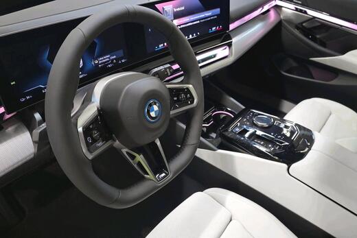 heti ajoon BMW i5