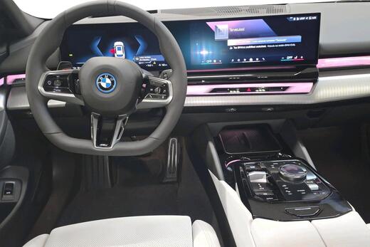 heti ajoon BMW i5