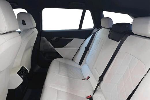 heti ajoon BMW i5