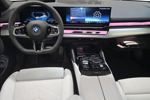 heti ajoon BMW i5