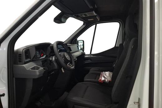 heti ajoon Nissan Interstar