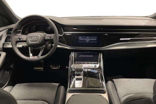 heti ajoon Audi Q8
