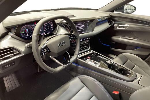 heti ajoon Audi e-tron GT