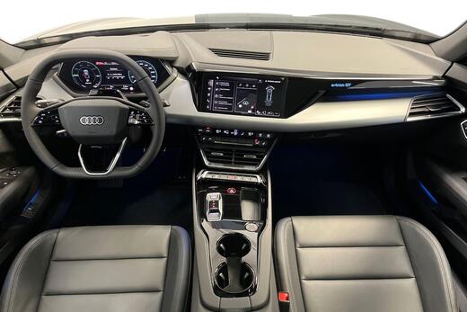 heti ajoon Audi e-tron GT