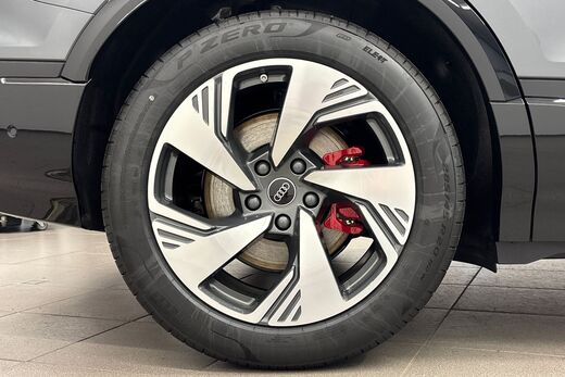 heti ajoon Audi Q6 e-tron