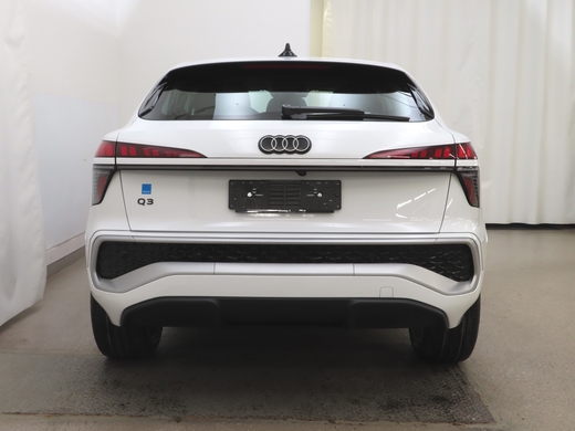 heti ajoon Audi Q3