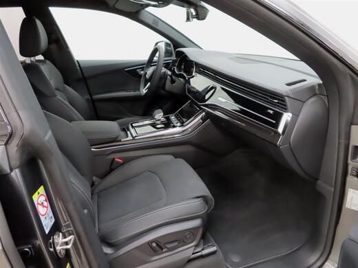 heti ajoon Audi Q8