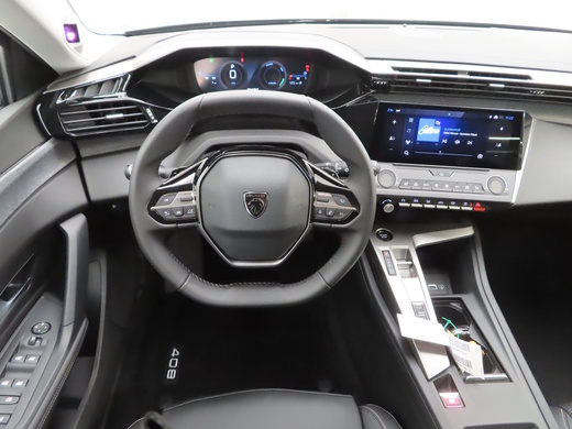 heti ajoon Peugeot 408