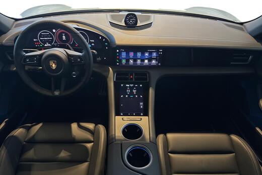 heti ajoon Porsche Taycan