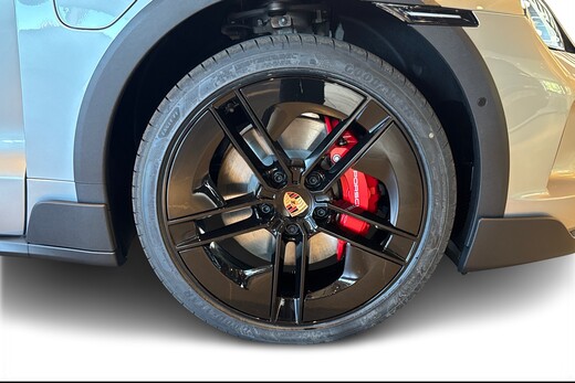 heti ajoon Porsche Taycan