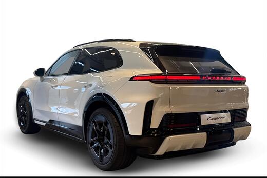 heti ajoon Porsche Cayenne