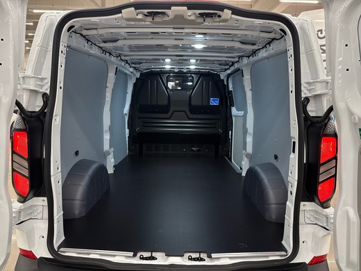 heti ajoon Ford Transit Custom