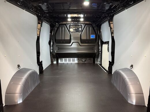 heti ajoon Ford Transit Custom
