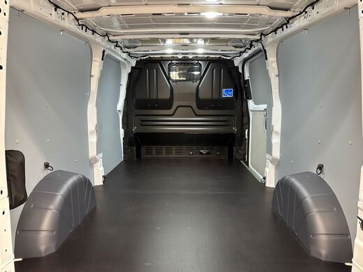 heti ajoon Ford Transit Custom