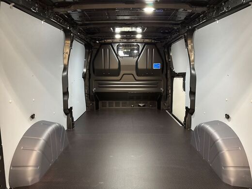 heti ajoon Ford Transit Custom
