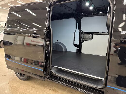 heti ajoon Ford Transit Custom