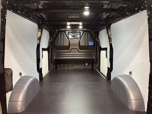 heti ajoon Ford Transit Custom