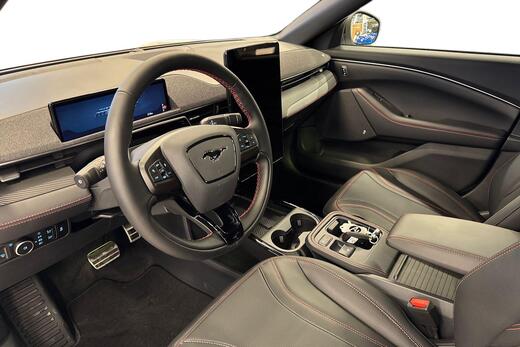 heti ajoon Ford USA Mustang