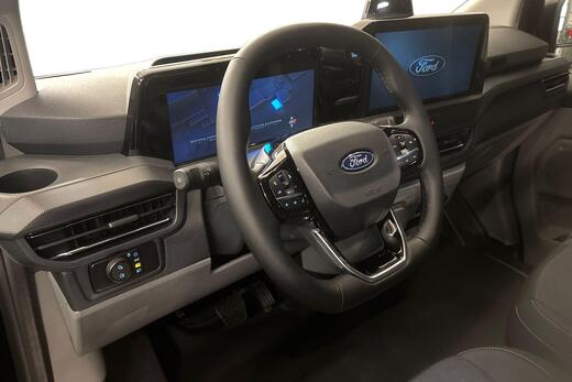 heti ajoon Ford Transit Custom