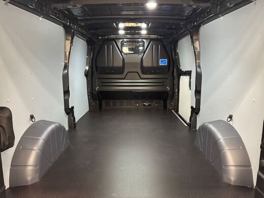 heti ajoon Ford Transit Custom