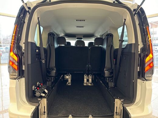 heti ajoon Ford Grand Tourneo Connect