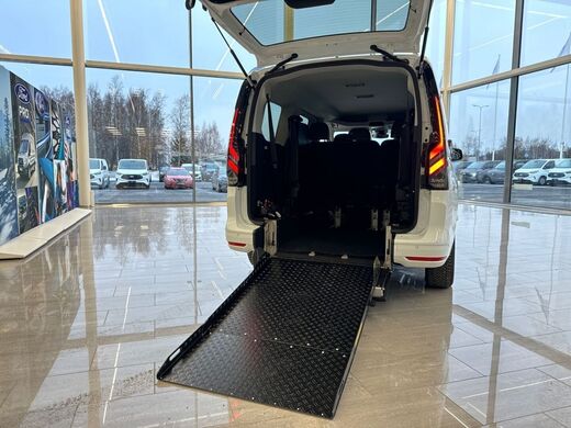 heti ajoon Ford Grand Tourneo Connect