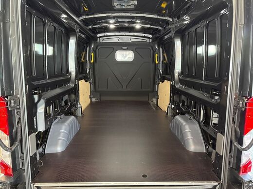 heti ajoon Ford Transit