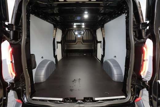 heti ajoon Ford Transit Custom