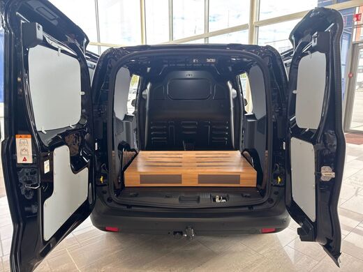 heti ajoon Ford Transit Courier