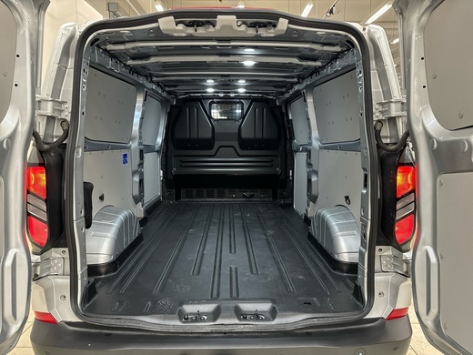 heti ajoon Ford Transit Custom