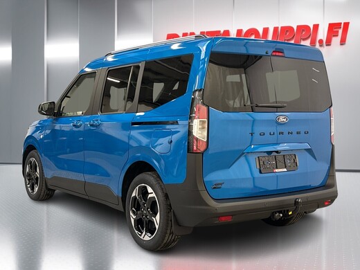 heti ajoon Ford Tourneo Courier