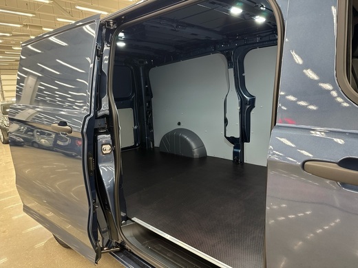 heti ajoon Ford Transit Custom