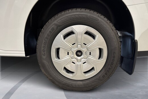 heti ajoon Ford Transit Custom