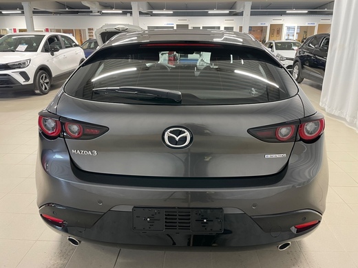 heti ajoon Mazda 3
