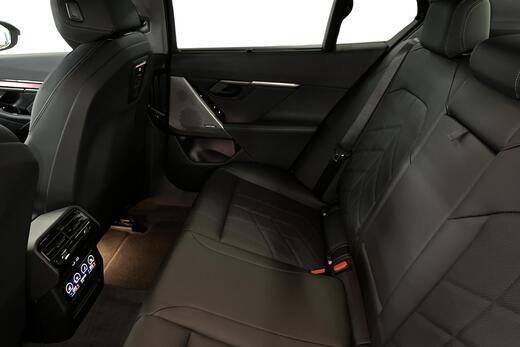 heti ajoon BMW i5