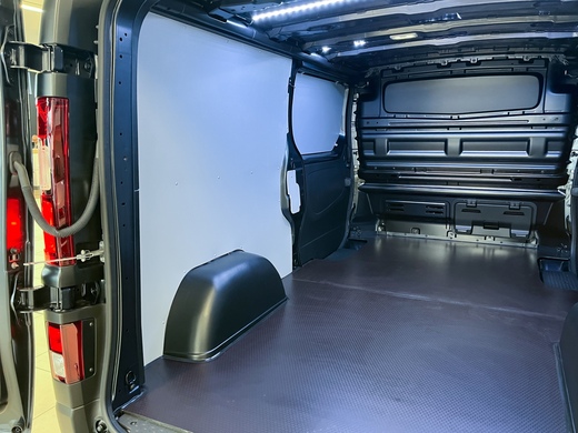 heti ajoon Nissan Primastar